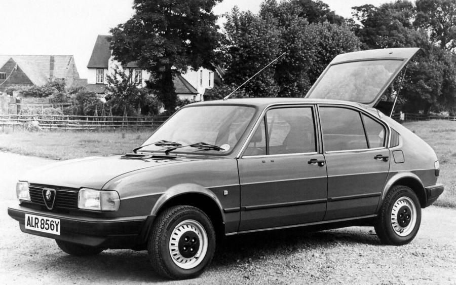 Alfa Romeo Alfasud SC 5-Door (901) (UK) '1982 - 83